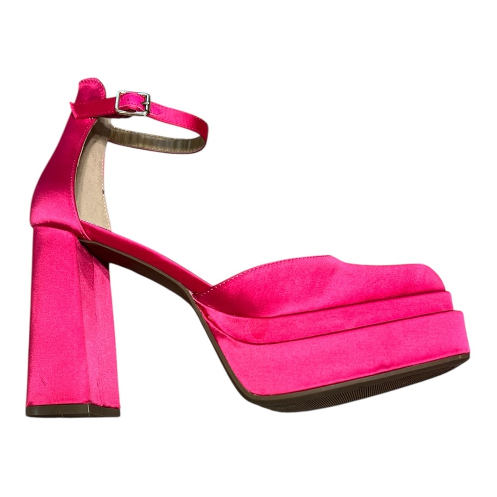 Sugar Hot Pink Satin Platform Block Heels Wilfully Pumps Size 9 Statement